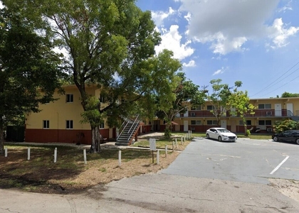 700 Nw 10th Terrace - Photo 1