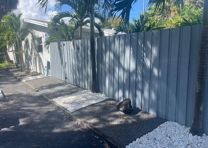 275 Nw 32nd Street - Photo 1