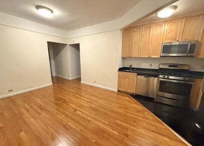West 13th Street & six avenue  - Photo 1