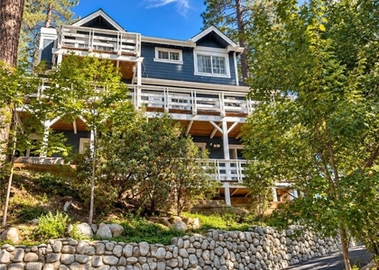 27313 Pinewood - Photo 1
