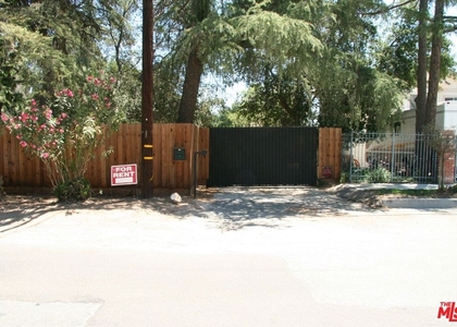 9814 Baden Avenue - Photo 1