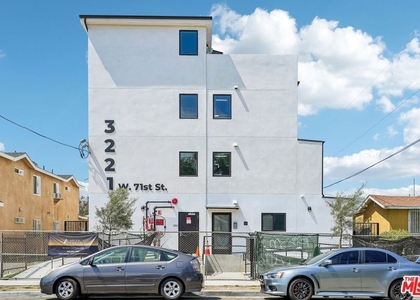 3221 W 71st Street - Photo 1