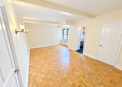 95 Christopher Street - Photo 1