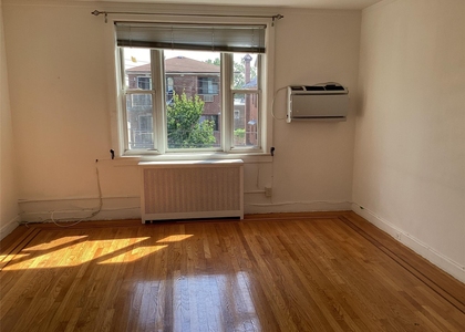 6124 169th Street - Photo 1