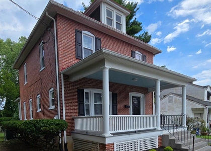 120 W Whitlock Avenue - Photo 1