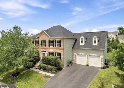 21054 Hooded Crow Drive - Photo 1