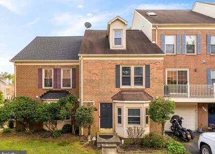 7553 Chrisland Cove - Photo 1