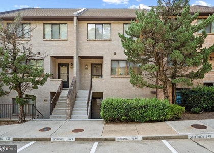 3895 Steppes Court - Photo 1