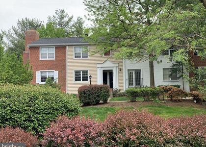 4610 28th Road S - Photo 1