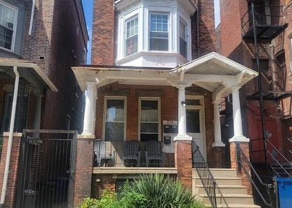 214 Buckingham Place - Photo 1