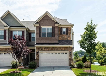 537 Whitworth Lane - Photo 1