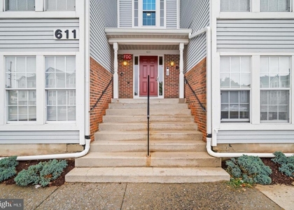 611 Himes Avenue - Photo 1
