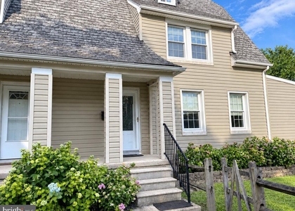 1 Eastship Road - Photo 1