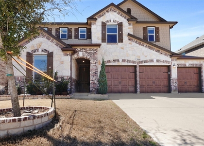 1017 Plano Ln - Photo 1