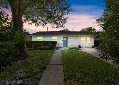 7903 Bixler Dr - Photo 1