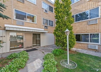1610 W Jarvis Avenue - Photo 1