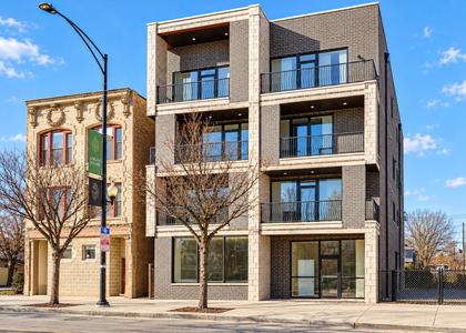 2518 W Division Avenue - Photo 1