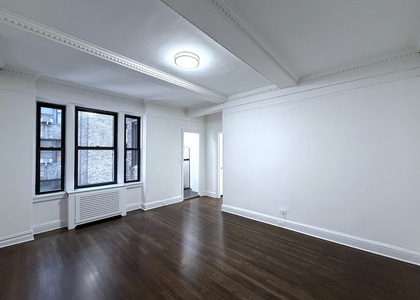 East 46th Street - Photo 1