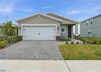 44458 Diamond Trail - Photo 1