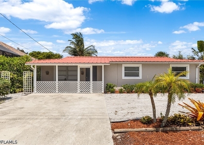 2191 Thomasson Drive - Photo 1