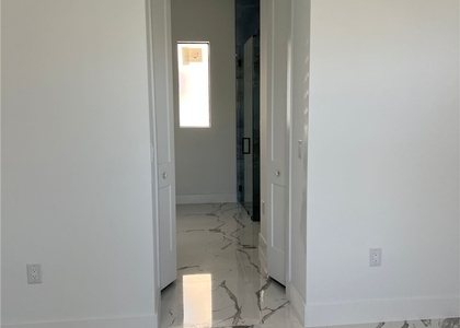 813 Aiken Avenue - Photo 1