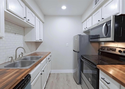 132 Oyster Creek Drive - Photo 1