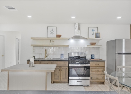 805 Parkstone Drive - Photo 1