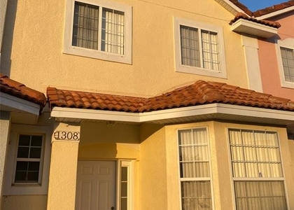 1308 S Beach Circle - Photo 1