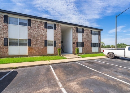 5317 Curry Ford Road - Photo 1