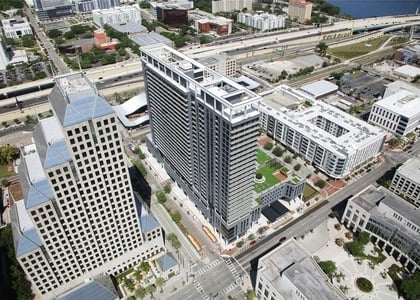 435 N Orange Avenue - Photo 1
