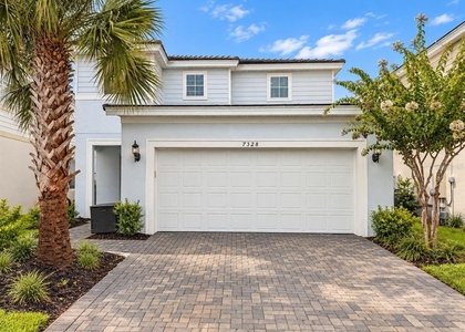 7328 Oakmoss Loop - Photo 1