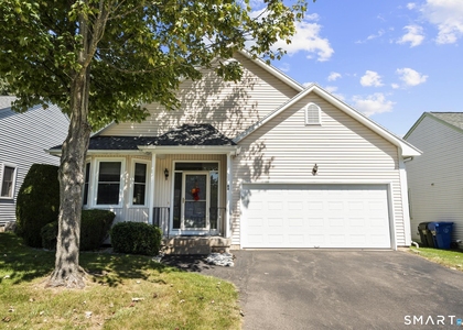 43 Pepper Bush Lane - Photo 1