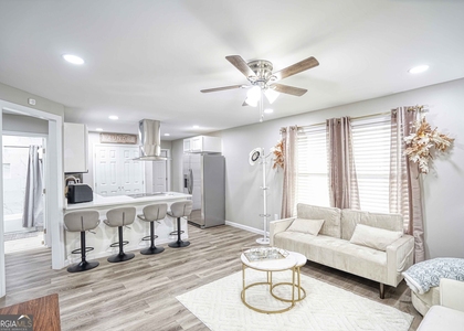 1827 Dunlap Avenue - Photo 1
