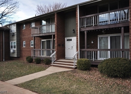 18 Deanna Dr - Photo 1