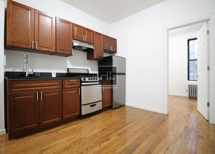 East 23 Street - Photo 1