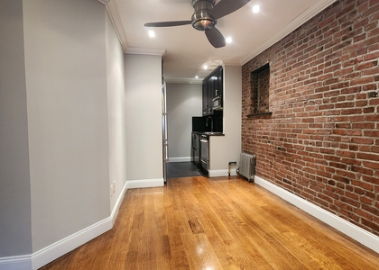 West 53 Street - Photo 1