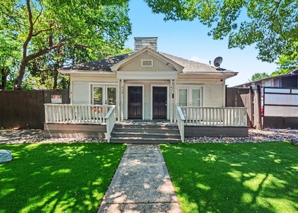 915 Annex Avenue - Photo 1