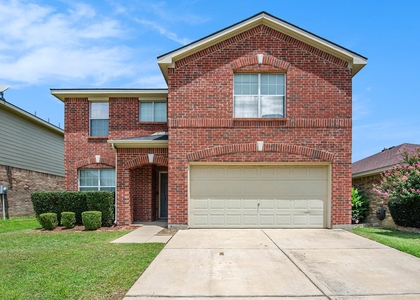 4225 Silverwood Trail - Photo 1