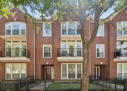 3943 N Hall Street - Photo 1