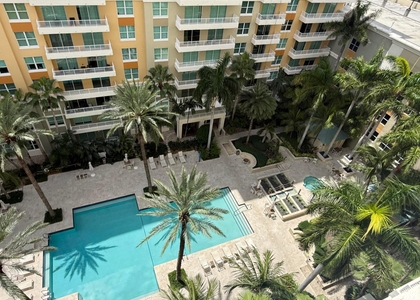 700 E Boynton Beach Boulevard - Photo 1