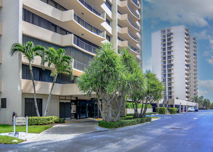 4200 N Ocean Drive - Photo 1