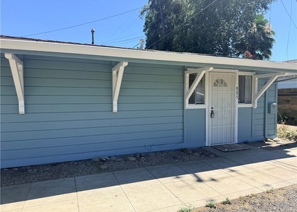885 E 7th Avenue - Photo 1