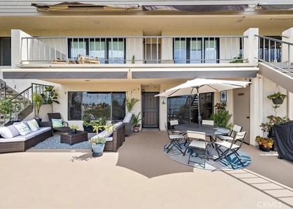 320 Encino Lane - Photo 1