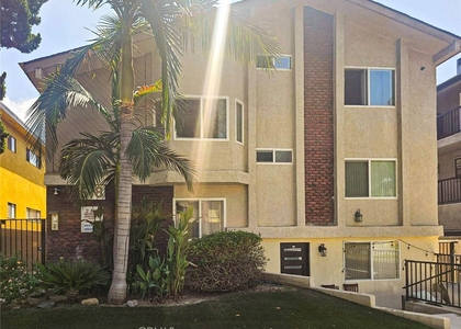 518 E Valencia - Photo 1