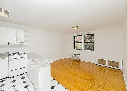 342 East 55th Street - Photo 1