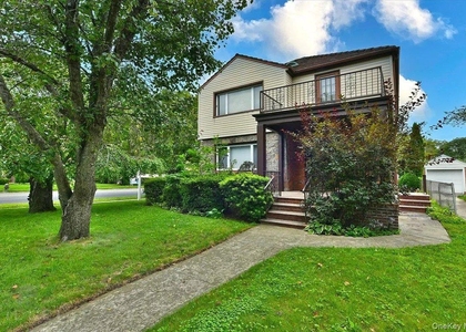 196th Street - Photo 1