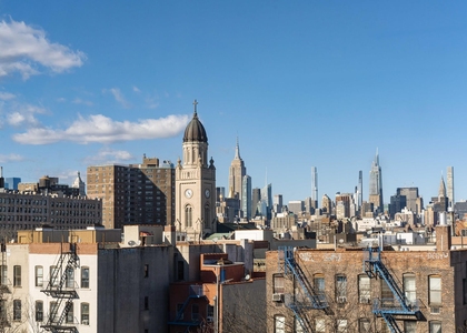 287 E Houston Street - Photo 1