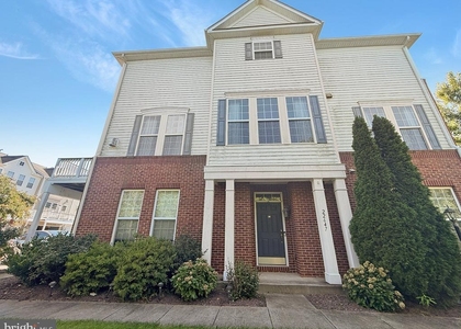 22647 Vienna Green Terrace - Photo 1