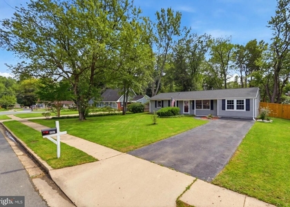 4907 Shirley Street - Photo 1