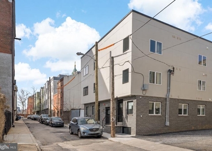 1530 N Palethorp Street - Photo 1
